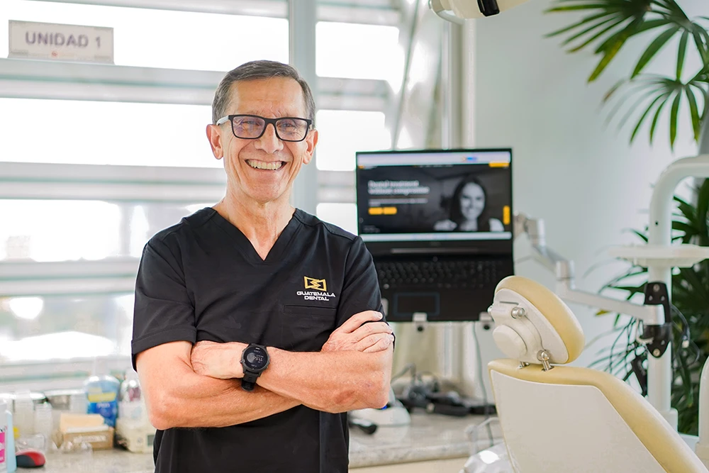Dr Oscar Guerra - an expert at Guatemala Dental