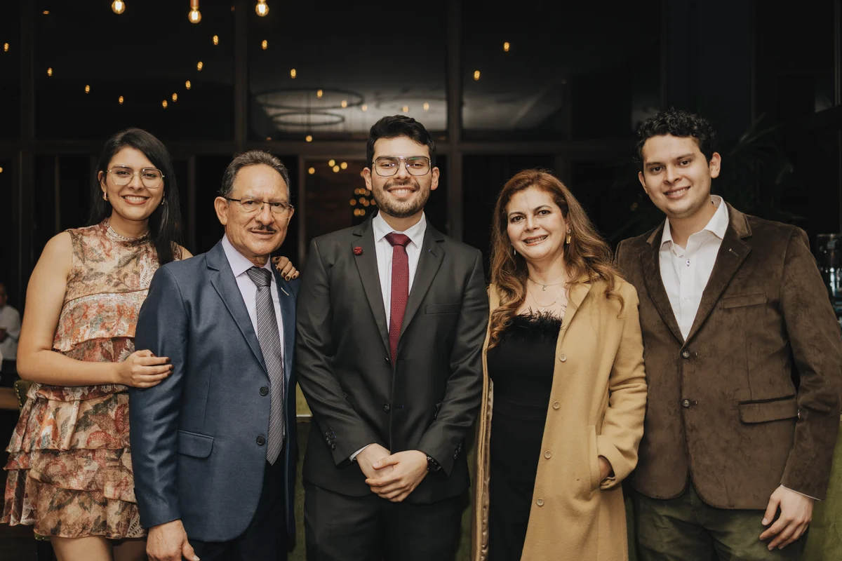 Dr. Jose Carlos Rosa with family