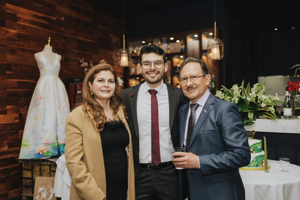 Dr. Jose Carlos Rosa with parents